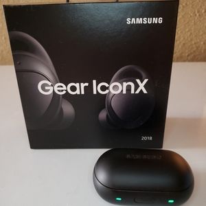 Samsung IconX ear buds